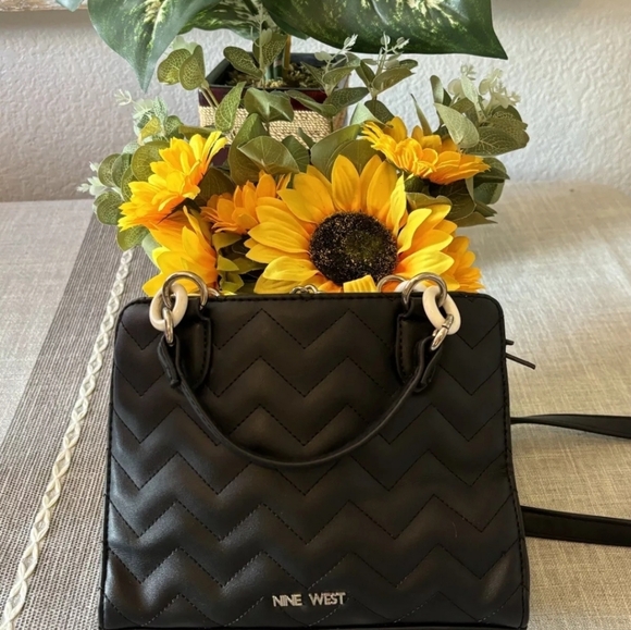 Vintage Nine West Bags - Set Of 2 - Picture 10 of 12